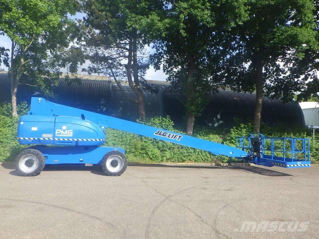 JLG 680S Teleskopiskie pacēlāji