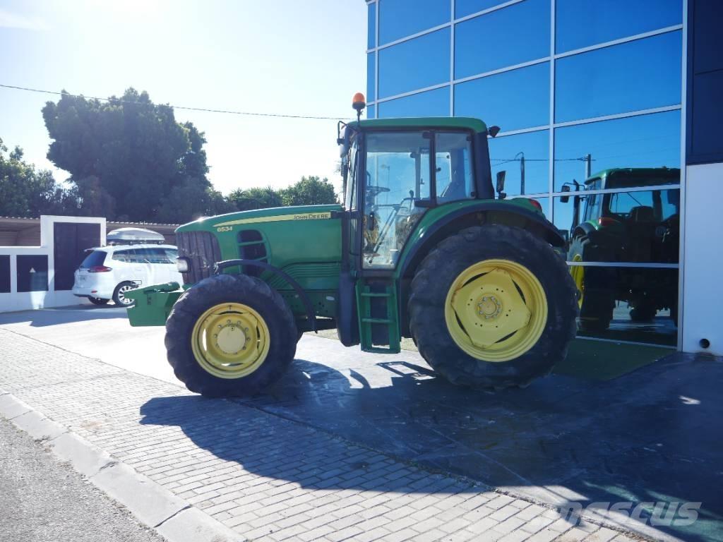 John Deere 6534 Traktori