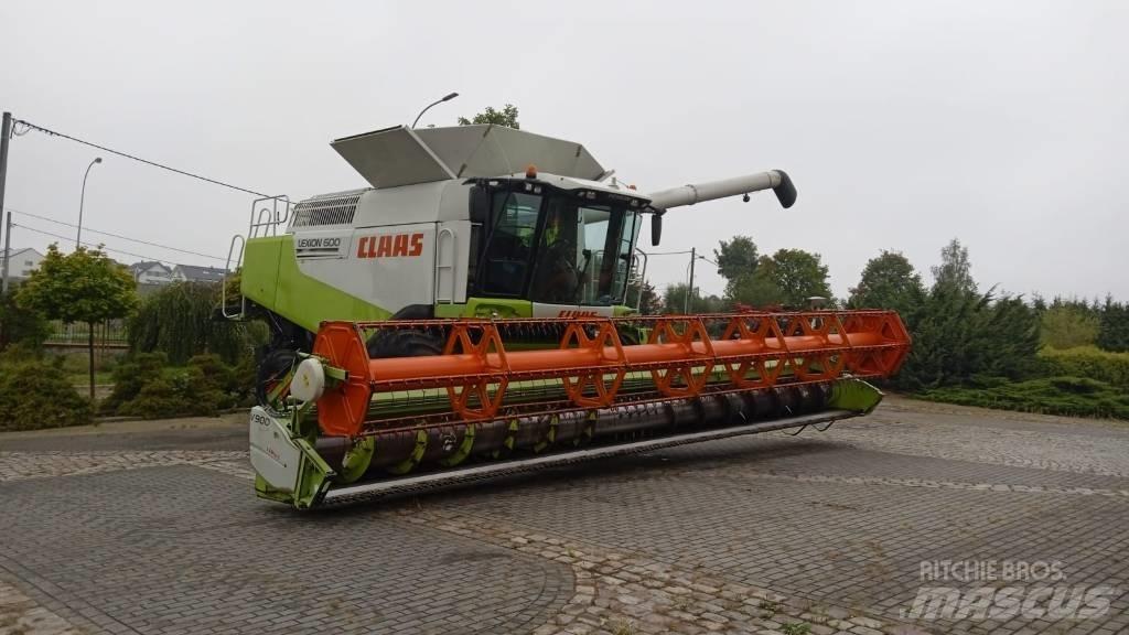 CLAAS Lexion 600 Ražas novākšanas kombaini