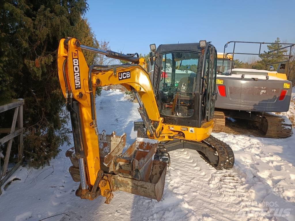 JCB 8025 ZTS Kāpurķēžu ekskavatori