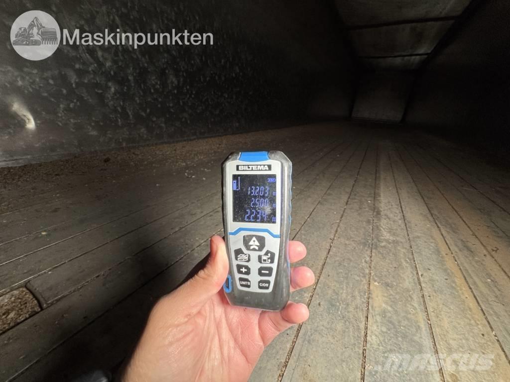 Knapen KOWF 390 Kustīgo grīdu puspiekabes