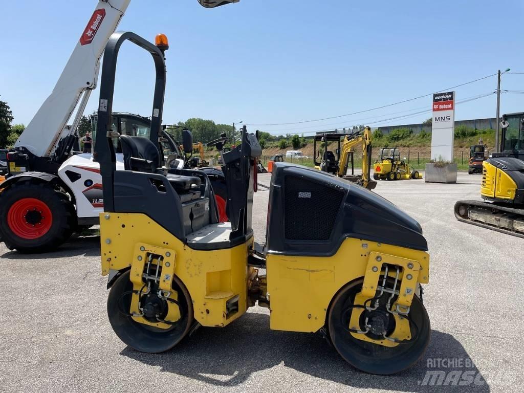 Bomag BW 100 AD-5 Divvalču grunts veltņi