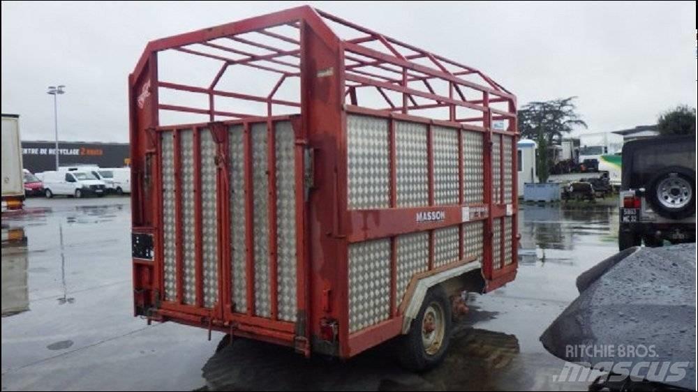 Masson B3000 Dzīvnieku transportēšanas piekabes