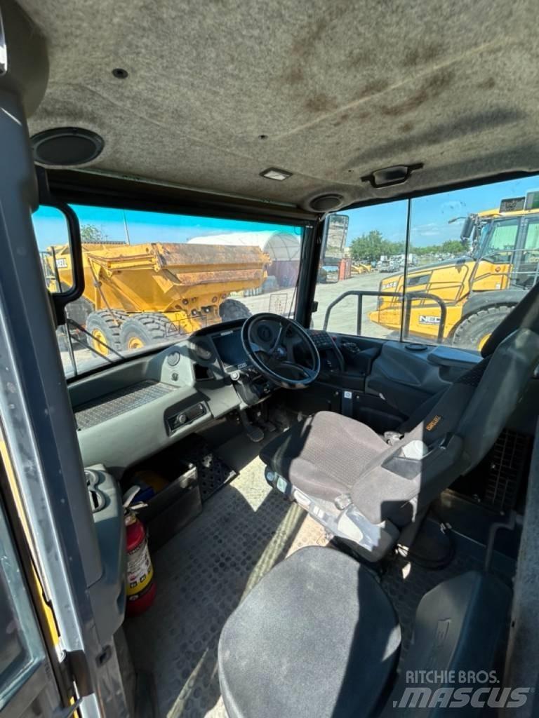 Bell B30E Artikulētie pašizgāzēji