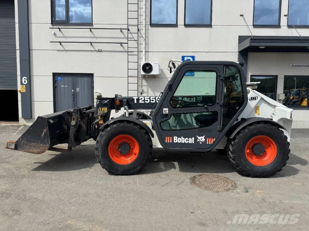 Bobcat T 2556 Lauksaimniecības pacēlāji