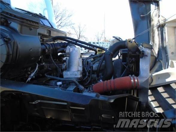Hino 338 Šasija ar kabīni