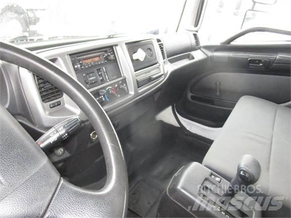 Hino 338 Kombinētās vakumsūkņa mašīnas