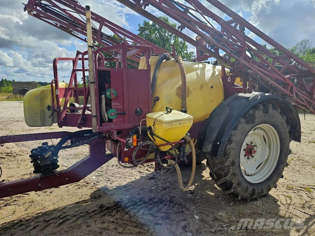 Hardi Commander 2800 Piekabināmie smidzinātāji(miglotāji)