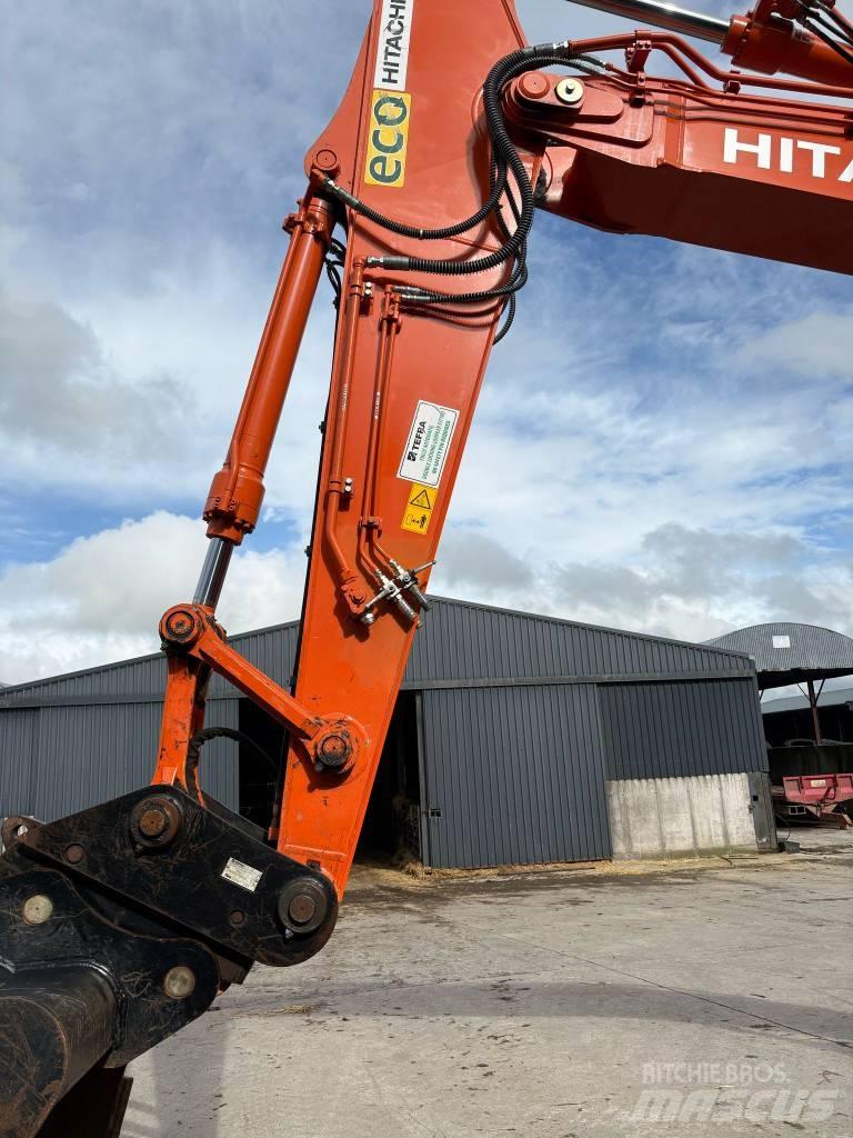 Hitachi 210LC Kāpurķēžu ekskavatori