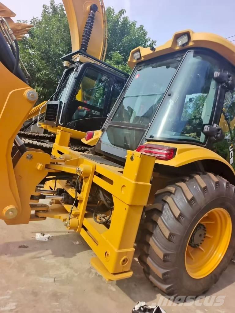 JCB 4 CX Ekskavatori-iekrāvēji