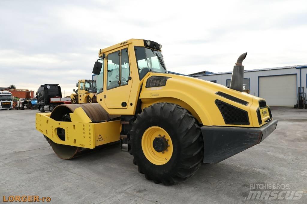 Bomag BW 216 D H-4 Vienvalča grunts veltņi