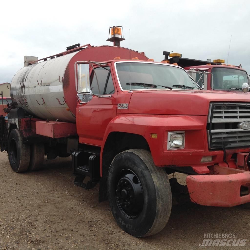 Ford F 700 Betonvedēji