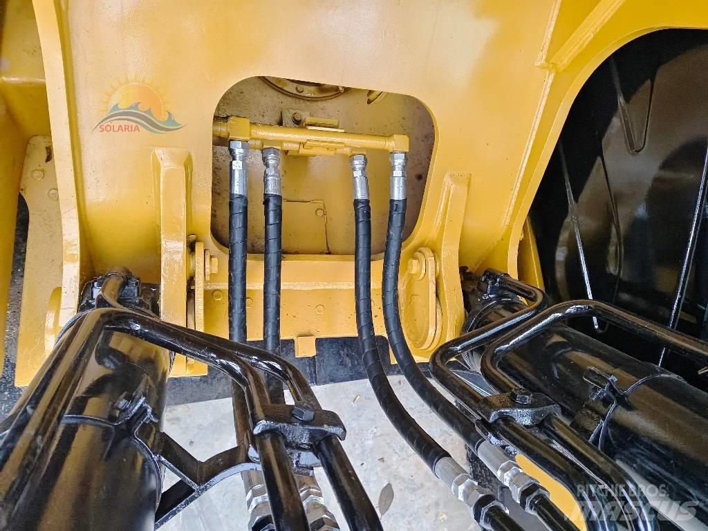 CAT 330 D 2L Kāpurķēžu ekskavatori