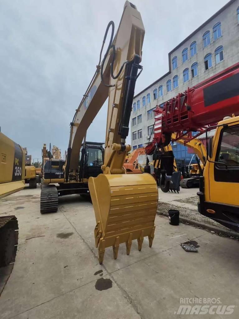 CAT 320D Kāpurķēžu ekskavatori