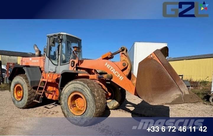 Hitachi LX 210 E Iekrāvēji uz riteņiem