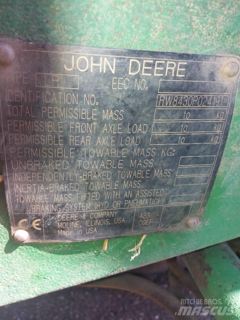 John Deere 8430 Traktori