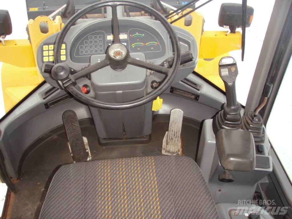 Volvo L 30 B Pro Iekrāvēji uz riteņiem