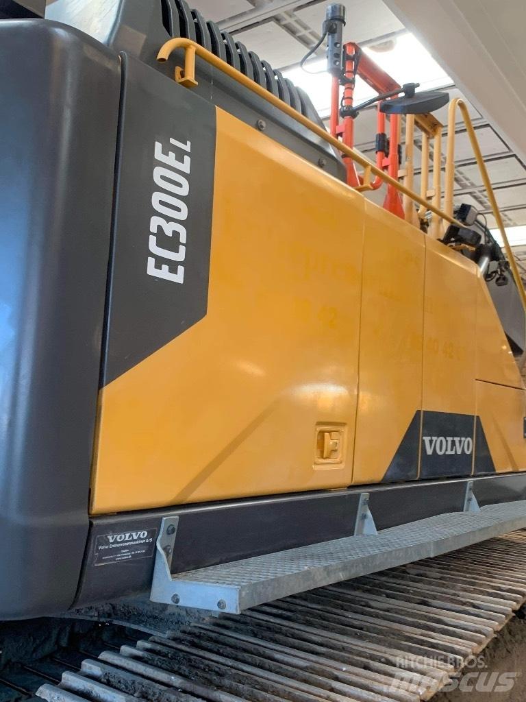 Volvo EC 300 E Kāpurķēžu ekskavatori
