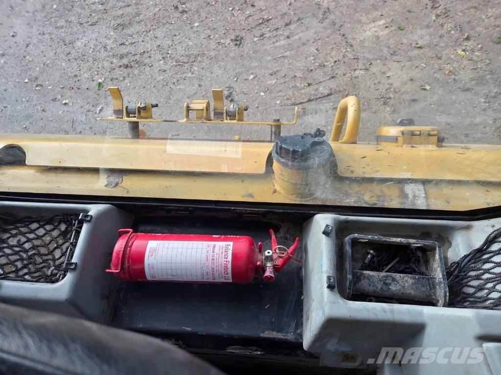 CAT D 6 N LGP Kāpurķēžu buldozeri