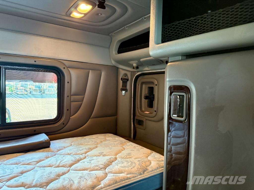 Peterbilt 389 Vilcēji