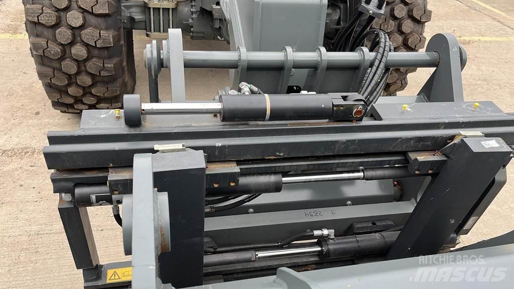 Liebherr T 60-9s Teleskopiskie manipulatori