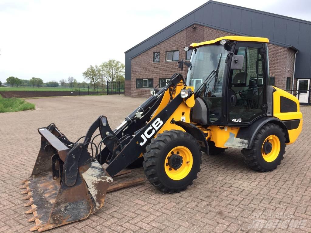 JCB 406 Iekrāvēji uz riteņiem