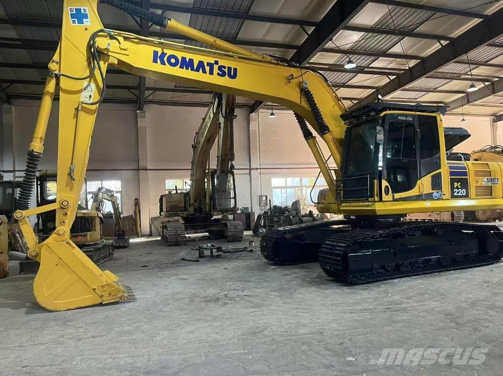 Komatsu PC 220-8N1 Kāpurķēžu ekskavatori