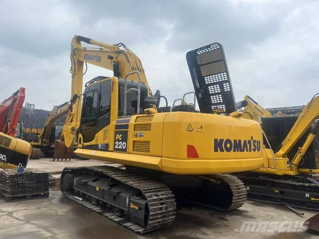 Komatsu PC 220-8N1 Kāpurķēžu ekskavatori