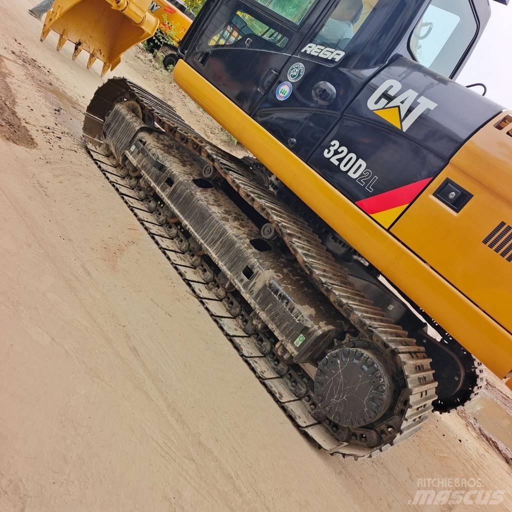 CAT 320D Kāpurķēžu ekskavatori