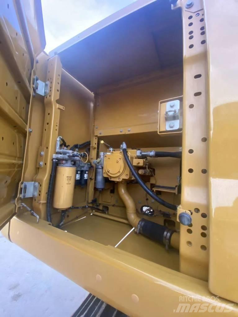 CAT CAT320GC Kāpurķēžu ekskavatori
