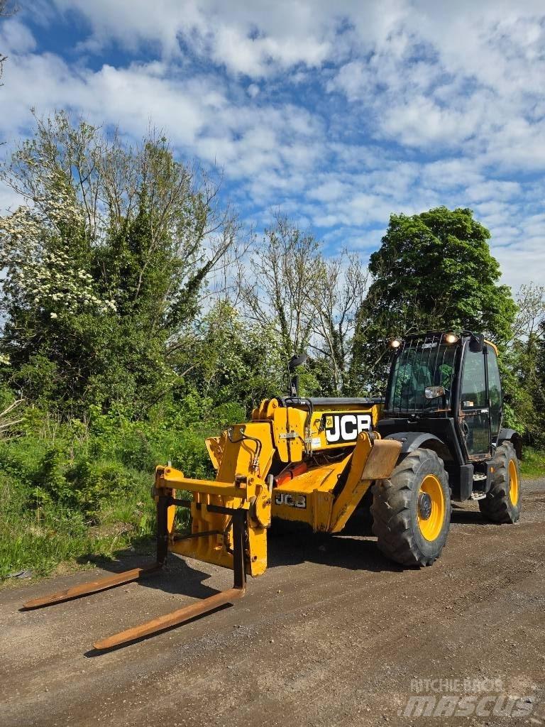 JCB 540-140 Teleskopiskie manipulatori