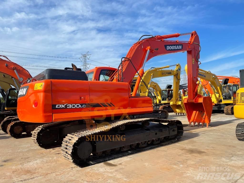 Doosan 300LC Kāpurķēžu ekskavatori