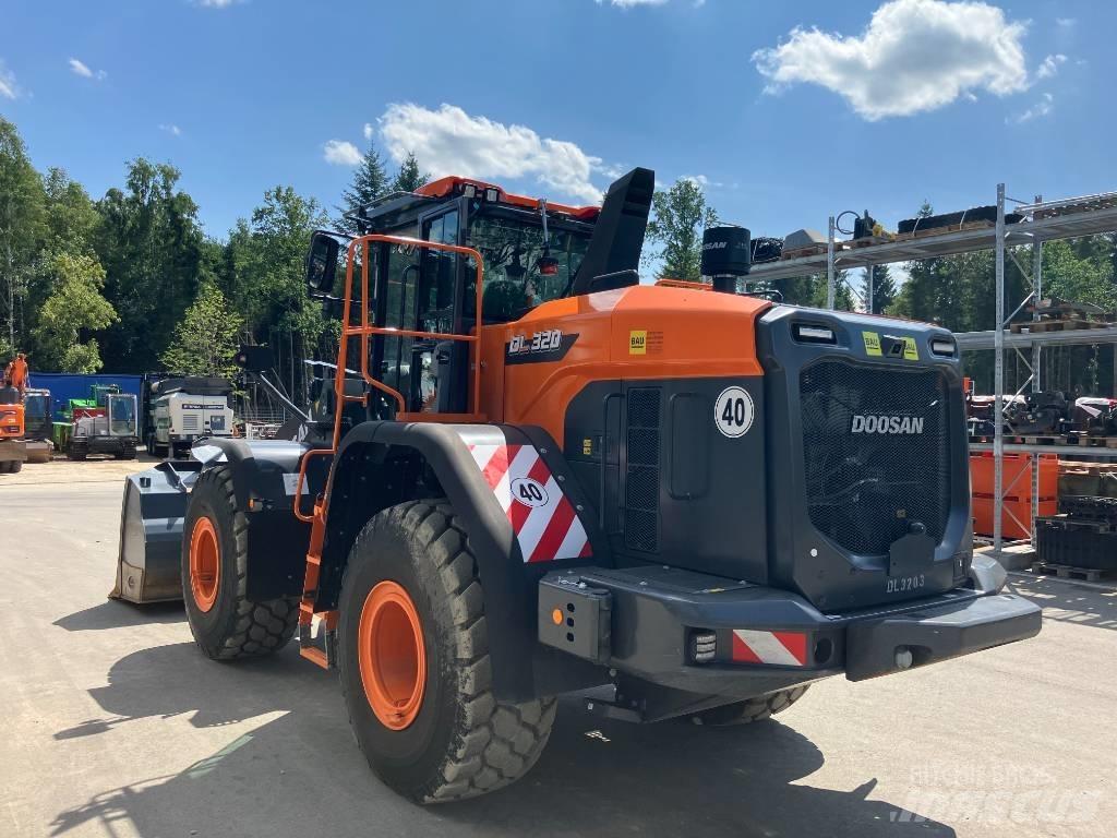 Doosan DL 320-7 Iekrāvēji uz riteņiem
