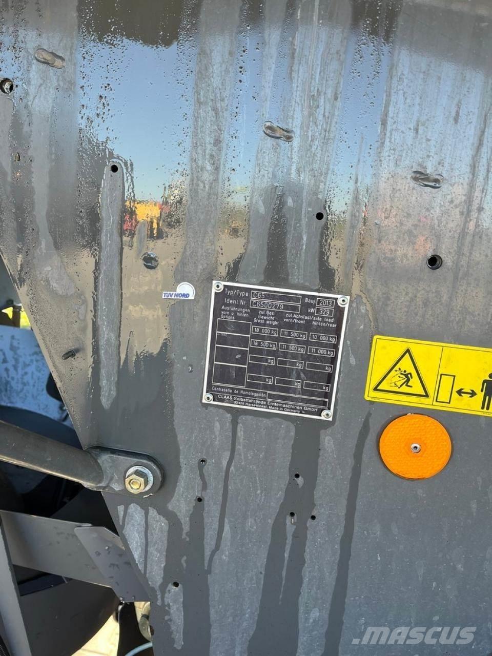 CLAAS Lexion 750 Ražas novākšanas kombaini