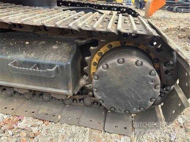 Hitachi ZX 138 Kāpurķēžu ekskavatori
