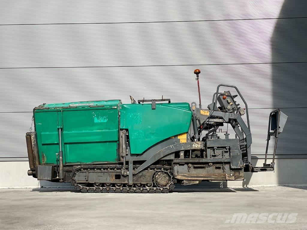 Vögele SUPER 600 Asfalta klājēji