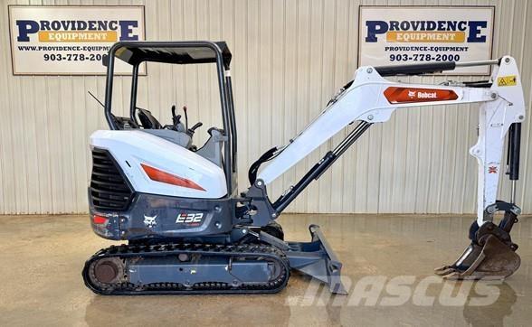 Bobcat E32 Mini ekskavatori < 7 t