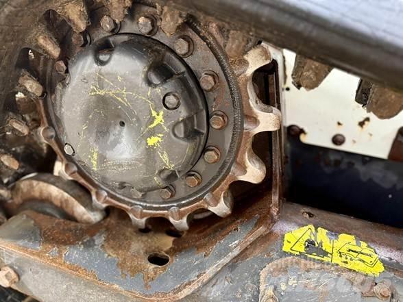Bobcat T595 Lietoti riteņu kompaktiekrāvēji
