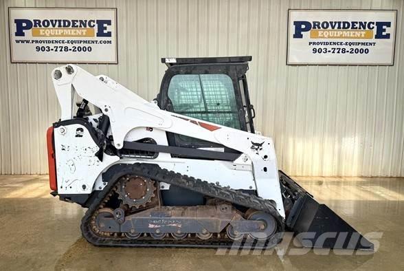 Bobcat T870 Lietoti riteņu kompaktiekrāvēji
