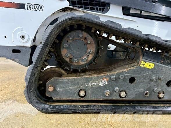 Bobcat T870 Lietoti riteņu kompaktiekrāvēji