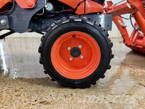 Kubota BX23S Ekskavatori-iekrāvēji