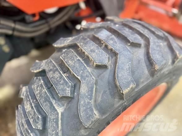 Kubota L39 Ekskavatori-iekrāvēji