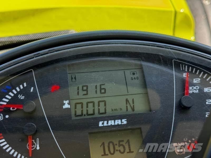 CLAAS AXION 870 Traktori