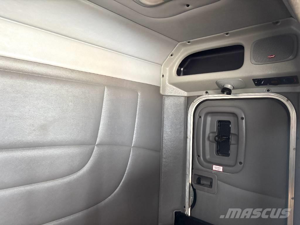 Peterbilt 389 Vilcēji