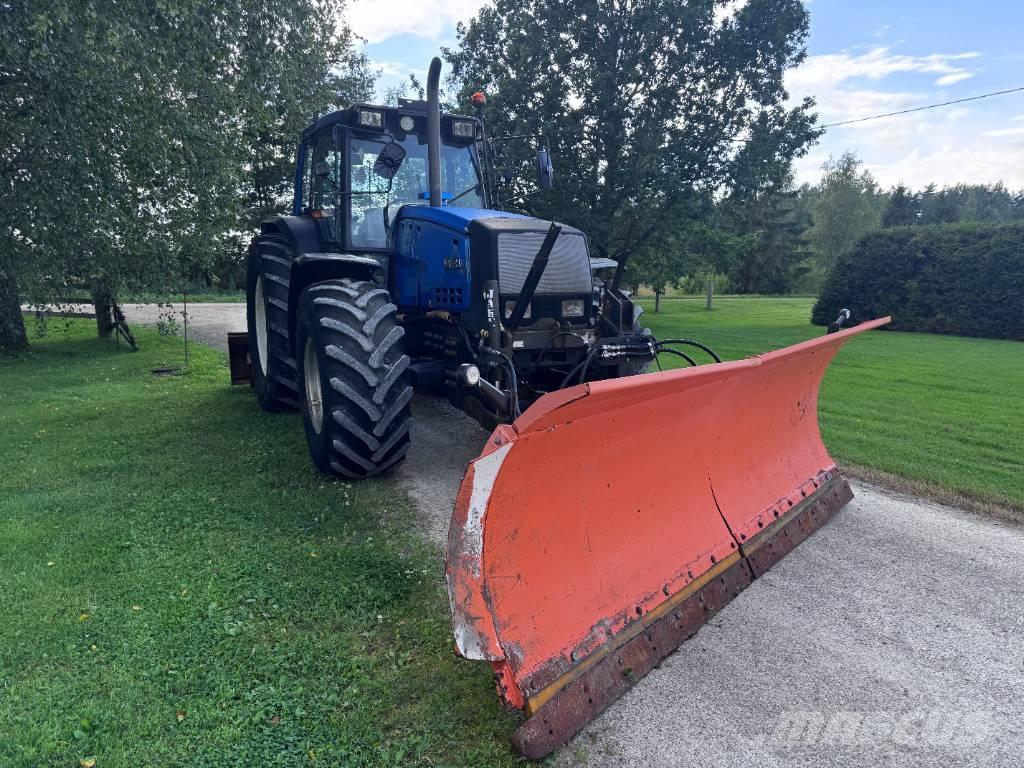 Valtra 8400-4 Traktori