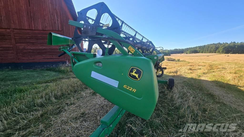 John Deere 1570 Ražas novākšanas kombaini