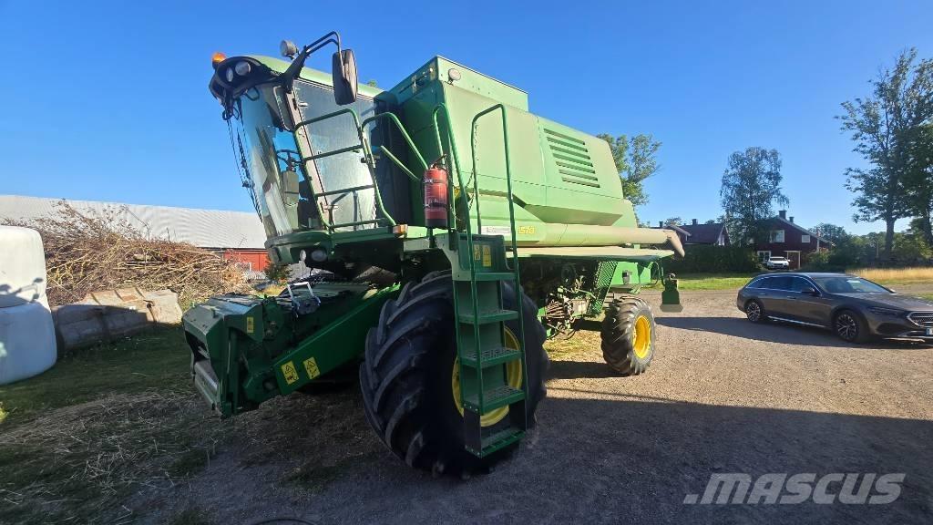John Deere 1570 Ražas novākšanas kombaini