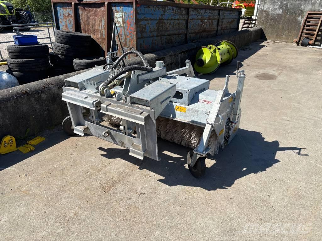 Fliegl Fejekost Cits traktoru papildaprīkojums