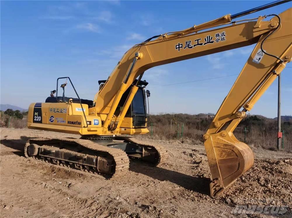 Komatsu PC 220-8 Kāpurķēžu ekskavatori
