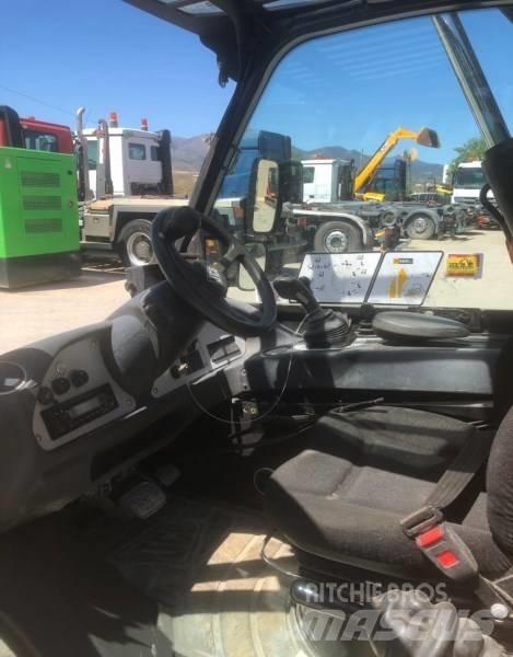 JCB 520-40 Lauksaimniecības pacēlāji